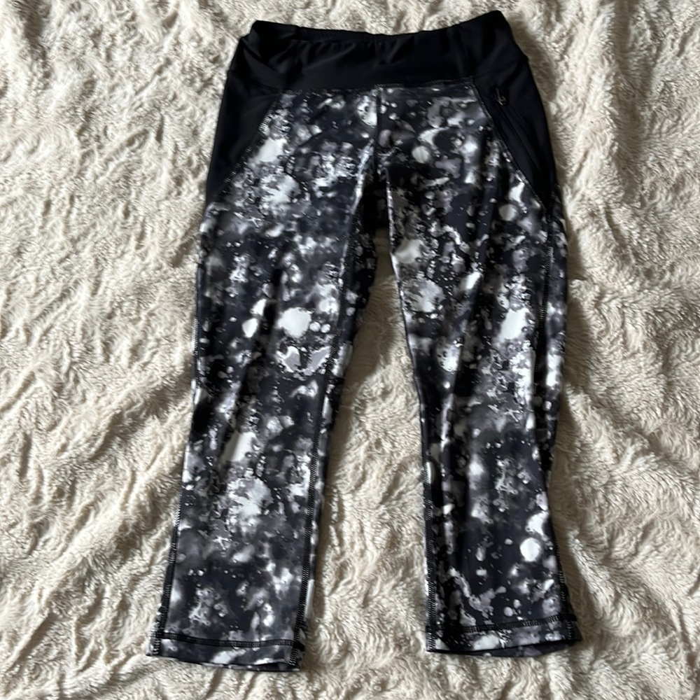 KI Pro NYC Tie -Die Black/White Zipped Pocket Athletic Leggings Size S